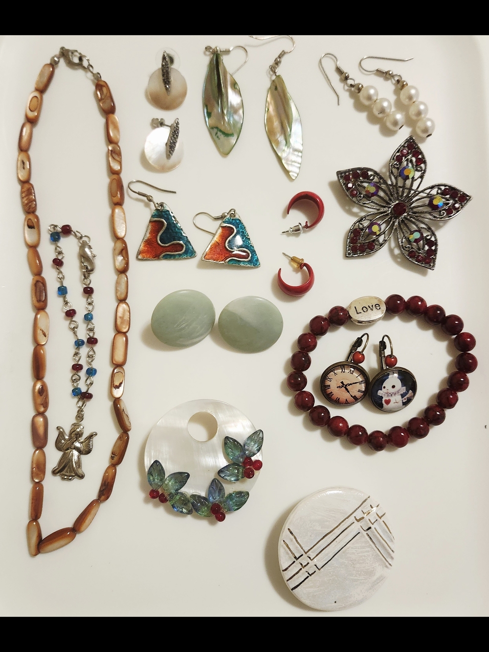 Shell, MOP And Enamel Jewelry Lot - Red, White And Green